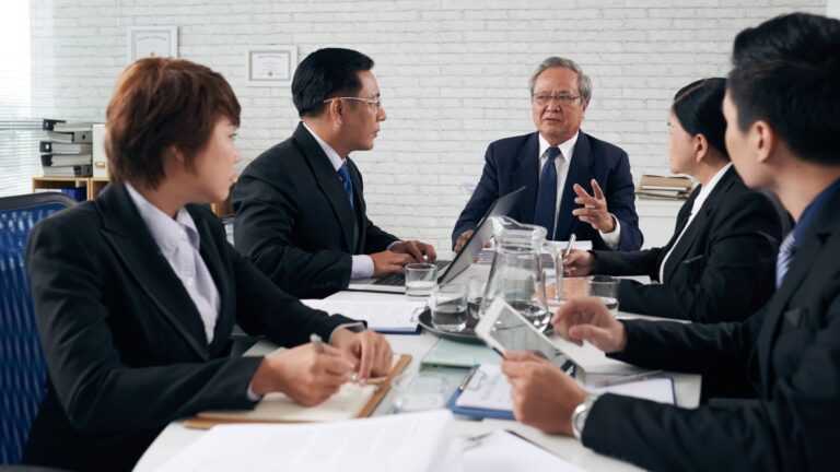 leverage-new-technology-law-firms-tigernix-singapore